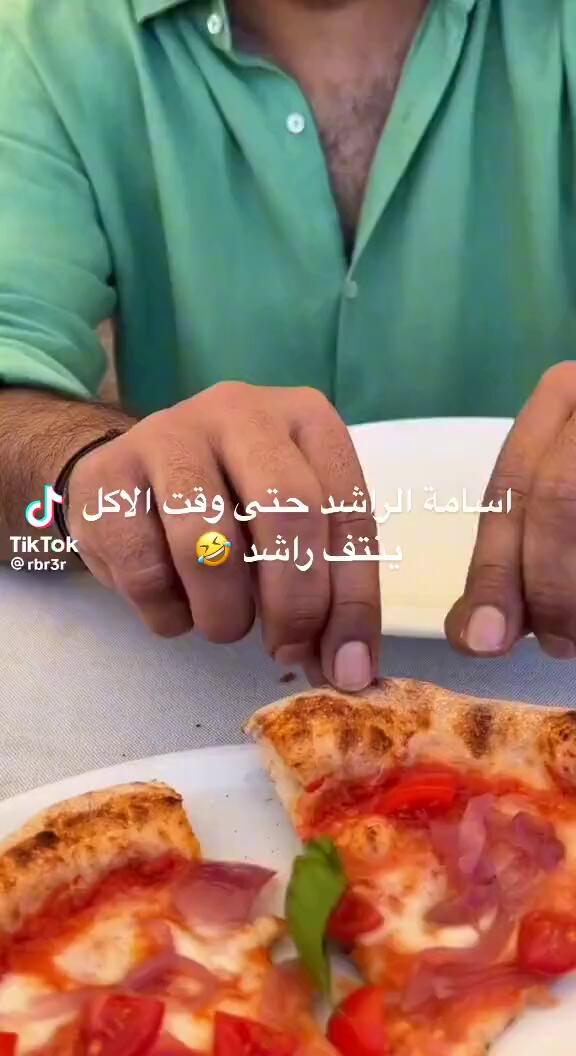 أسامة الراشد رفقة الفنان راشد الماجد